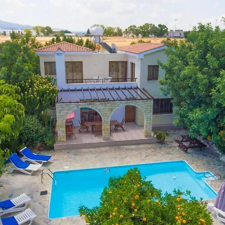 Villa Solon Polis